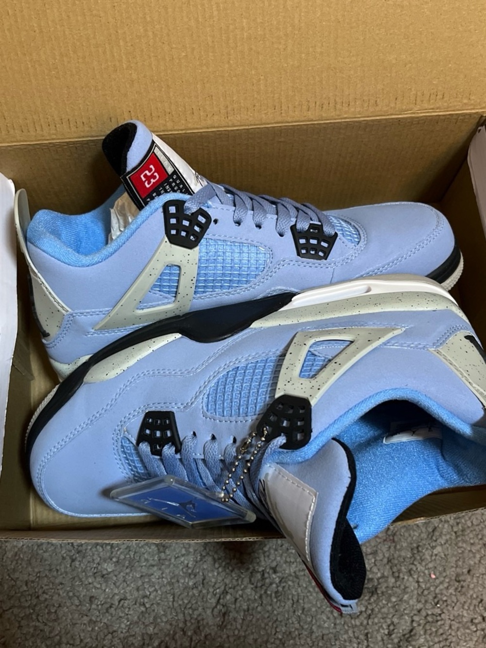 Light Blue and Cream Men's Casual Lace-Up Sneakers